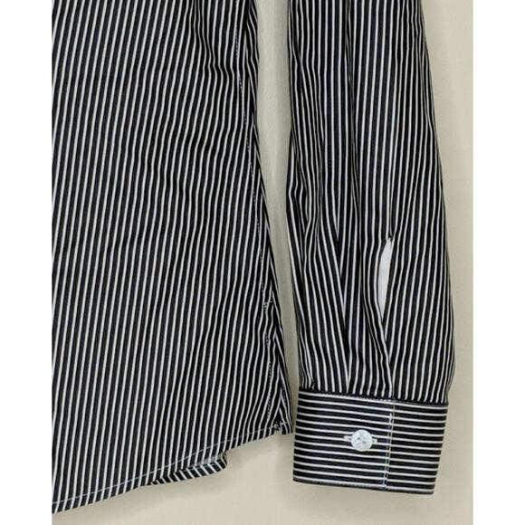 Foxcroft Non-iron Fitted Shirt - Size 4 - EUC - Picture 3 of 8